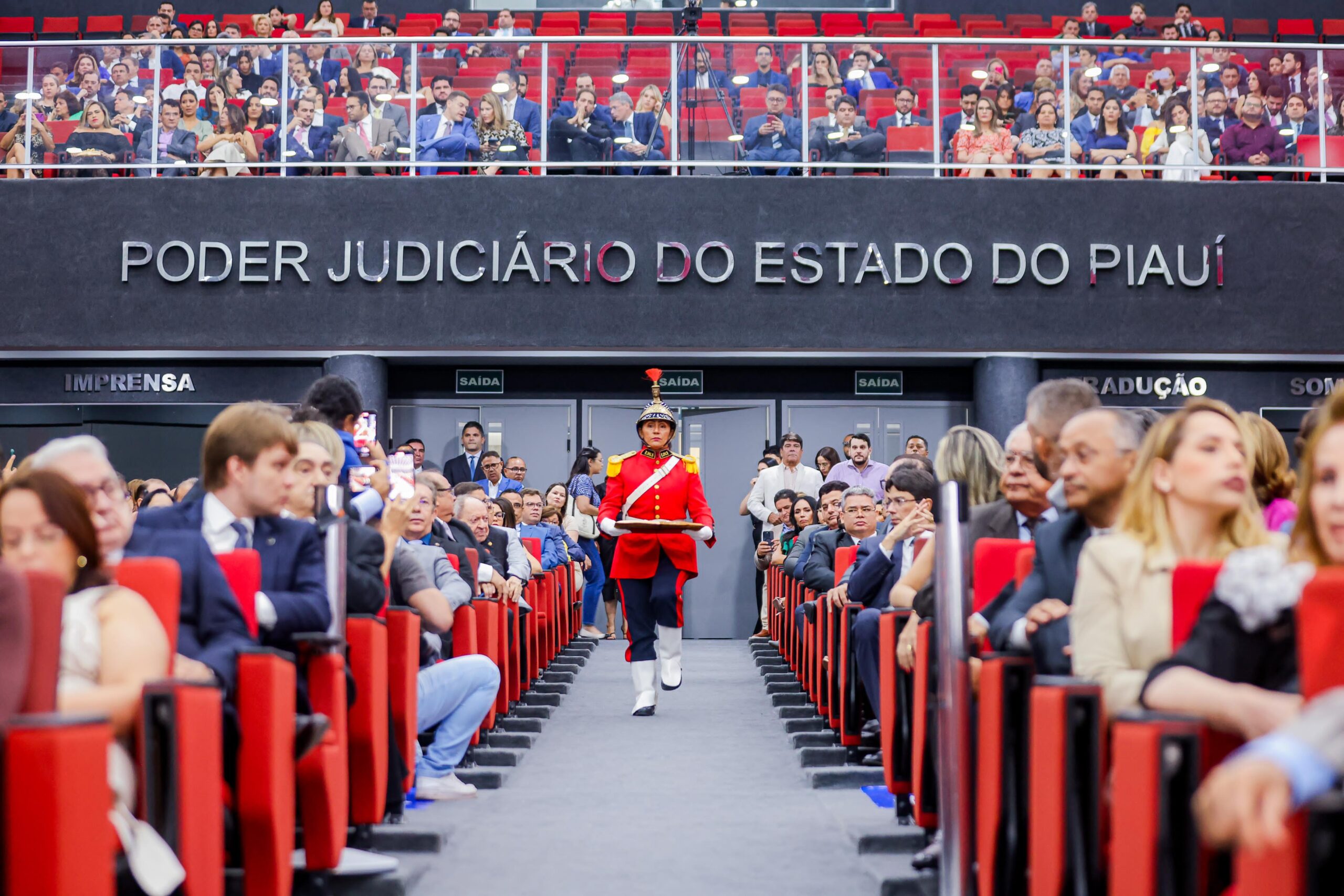 Secretário Marcelo Nolleto participa da posse do novo presidente do TJ-PI
