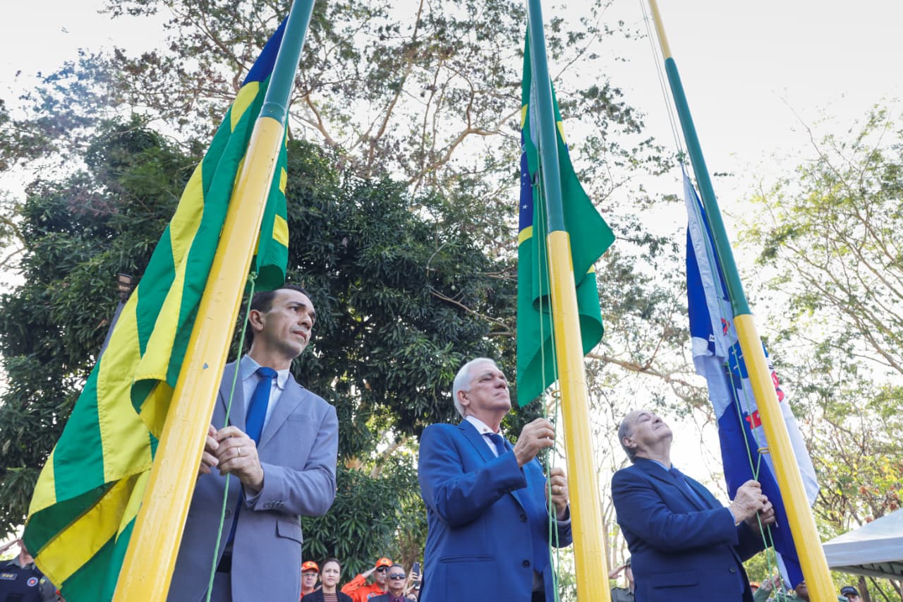 Desfile cívico-militar em Teresina comemora os 203 anos da Independência do Brasil